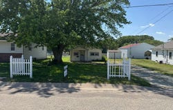 519 B St, Smith Center, KS 66967