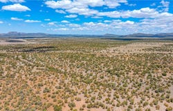 Dragon Den lot: 1356, Seligman, AZ 86337