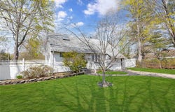 5 Krause Street, Bay Shore, NY 11706