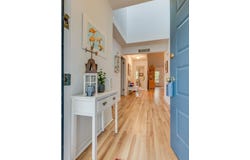 127 Timberbrook Dr, Bristol, VA 24201-3087