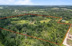 N2341 BEAN CITY Road, NEW LONDON, WI 54961