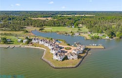 584 Riverside Drive, Lancaster, VA 22503