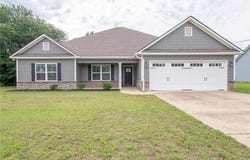 16 Maxwell Drive, Fort Mitchell, AL 36856