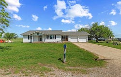 333 Hcr 3225, Penelope, TX 76676