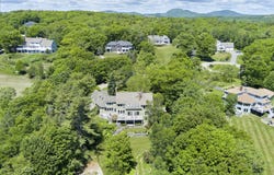 3 Lexington Lane, Rockport, ME 04856