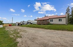 3152 66th St, Shellsburg, IA 52332