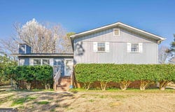 3006 Deshong, Stone Mountain, GA 30087