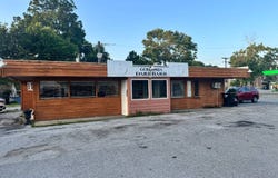 209 W Main St, Golconda, IL 62938