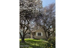 216 N 30th Ave, Yakima, WA 98902