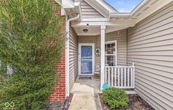 8909 N White Tail Trail, McCordsville, IN 46055