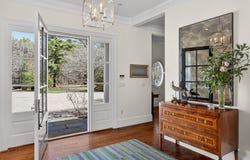 179 Pineleigh Path, Osterville, MA 02655