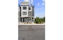 2013 HYVIEW TERRACE, FORT WASHINGTON, PA 19034