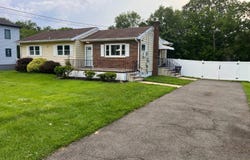417 Lodge Street, Piscataway, NJ 08854