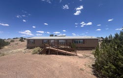 552 W Mclaws Avenue, Snowflake, AZ 85937