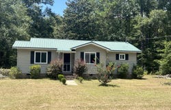 298 Hendersonville Highway, Walterboro, SC 29488