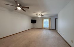 1905 S MADISON Street, Macomb, IL 61455