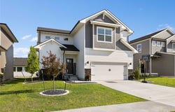 705 SE Booth Avenue, Waukee, IA 50263