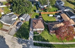 88 Potter Drive, Belleville, MI 48111