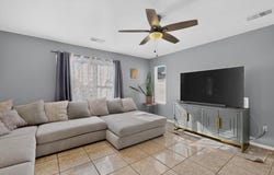 561 Via Patria SW, Albuquerque, NM 87121