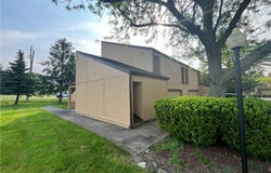 1434 Loop Road, Kent, OH 44240