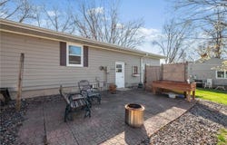 116 S California Avenue, Morris, MN 56267