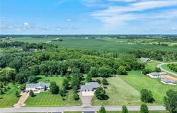 20906 196th Road, Hutchinson, MN 55350