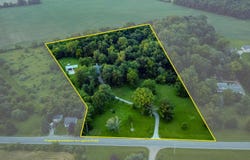 2475 State Route 56 NW, London, OH 43140