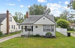 22006 California Street, Saint Clair Shores, MI 48080