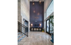 2511 W QUEEN CREEK Road, Chandler, AZ 85248