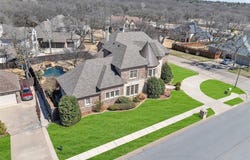 2909 Canyon Creek Drive, Sherman, TX 75092