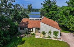 N7127 24TH Lane, WAUPACA, WI 54981