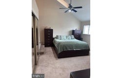 614 AUGUSTA Circle, MOUNT LAUREL, NJ 08054