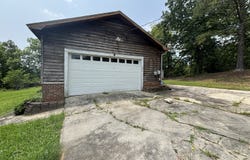 324 REECEBURG, Silver Creek, GA 30173