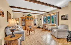700 Sunbrite Lane, Piscataway, NJ 08854