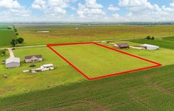 8117 County Road 301, Grandview, TX 76050