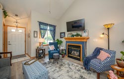5221 Village Run Avenue unit: 1201, Des Moines, IA 50317