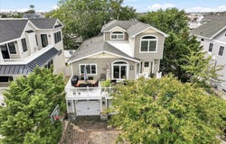 256 W 10th Street, Ship Bottom, NJ 08008