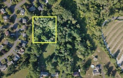 L33 Elm Ave E, Selkirk, NY 12158