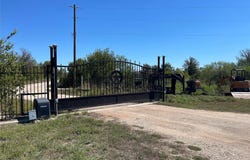 12212 Ballerstedt Rd, Elgin, TX 78621