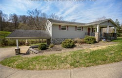 8917 Coal River Road, St Albans, WV 25177