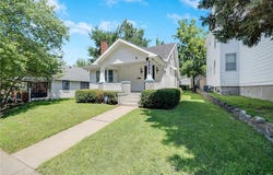 3021 Edmond Street, St Joseph, MO 64507