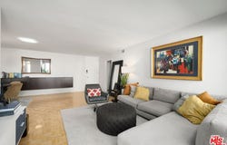 7949 Selma Ave, Los Angeles, CA 90046