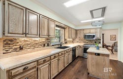 121 Kurlane Street, Fairhope, AL 36532