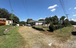 1517 Barcose Street SW, Lenoir, NC 28645