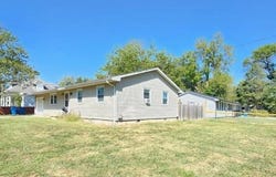 1306 E Chestnut, Olney, IL 62450