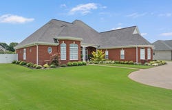 508 Woodfern Dr, Killen, AL 35645