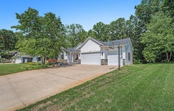 4087 Ronalds Road, Dorr, MI 49323