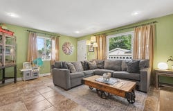 2342 S 3rd Avenue, North Riverside, IL 60546