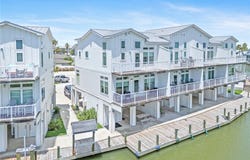 38 Mazatlan Drive unit: 11, Rockport, TX 78382