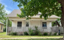 609 Jackson Street, Marysville, KS 66508